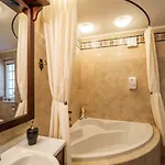 Zupan With Hot Tub Дом отдыха *