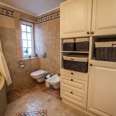 Zupan With Hot Tub *