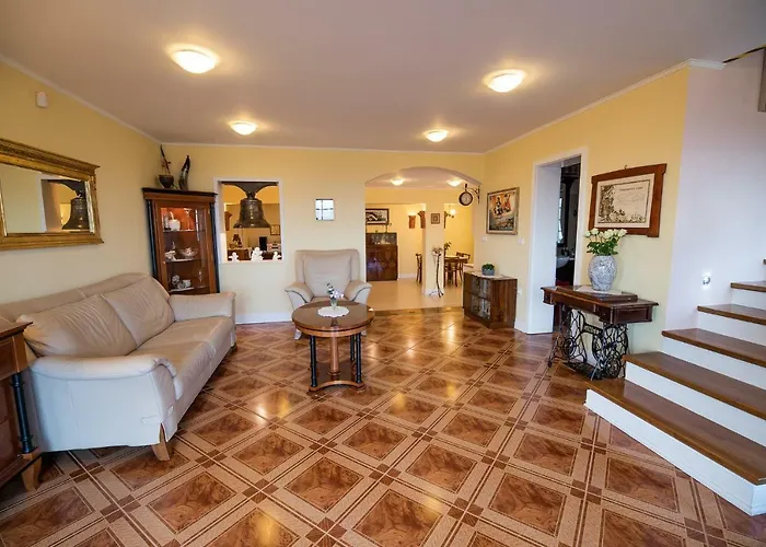 Zupan With Hot Tub * Skocjan (Skocjan)