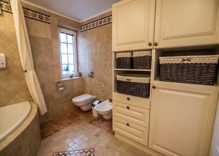 Zupan With Hot Tub *